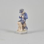 1476 4148 FIGURINE